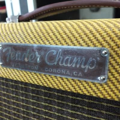 Fender '57 Custom Champ 2-Channel 5-Watt 1x8" Guitar Combo 2016 - Present - Lacquered Tweed image 4