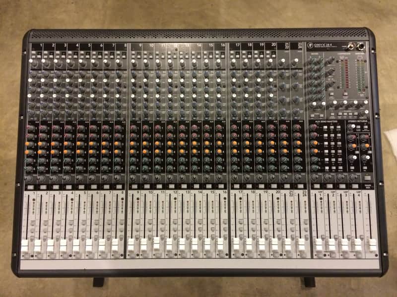 Mackie Onyx 24 Mixer image 1
