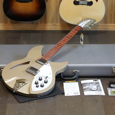 Minty! 2001 Rickenbacker 330 Color of the Year Electric Guitar Desert Gold + OHSC