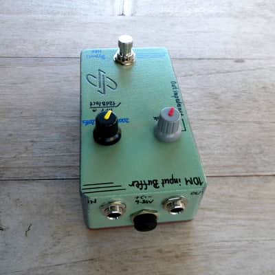 dpFX Pedals - 10M piezo Buffer /w variable HPF 200Hz-20Hz and variable Output Impedance image 2