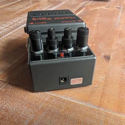 BOSS MT-2 Metal Zone Guitar Distortion Effect Pedal Used NO Issues Great Pedal! image 5