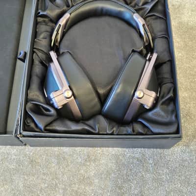 Cleer NEXT – Audiophile Open-Back Headphones – Excellent w/ Original Box, Manuals, Cable & Leather Bag image 10