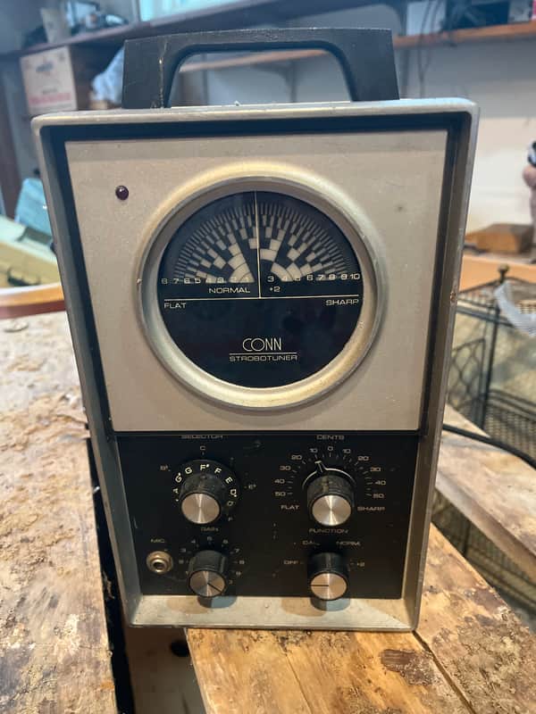 Conn ST-11 Strobotuner 1970s - Black