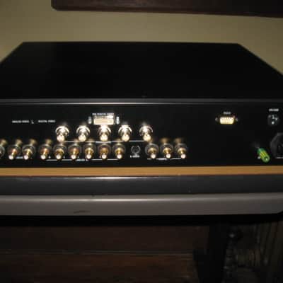 Goldmund Eidos 18D Multichannel Universal SACD player Super Rare Silver image 3