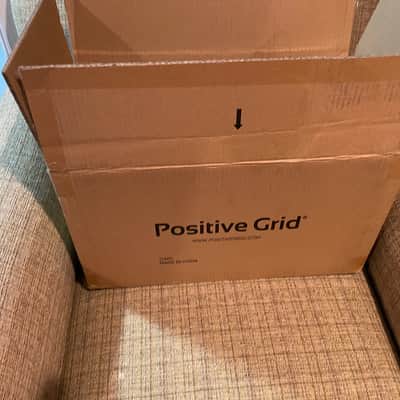 Positive Grid Spark 40 40-Watt 2x4" Modeling Guitar Combo 2020 - Present - Black image 5