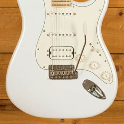 Fender Juanes Stratocaster - Maple - Luna White image 11