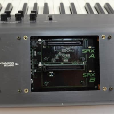 Roland RD-700 88-Key Digital Piano  w/ Gig Bag RD700 image 14