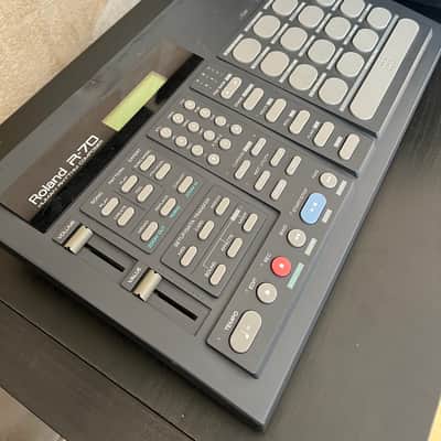 Roland R-70 Human Rhythm Composer