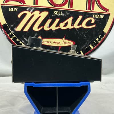 Electro-Harmonix Holy Grail v1 Reverb Pedal image 6