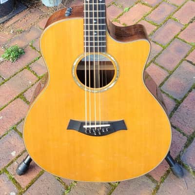 Taylor GT-8 Baritone (2010) - Rosewood/Sitka - 8 string - Excellent condition image 1