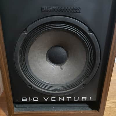 BIC Venturi Formula 4 1976 Walnut image 4