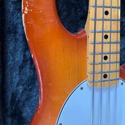 Musicman Stingray 1986 Honey burst image 6