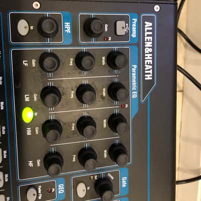 Allen & Heath QU-16 16-Channel Digital Mixer image 2