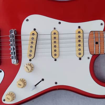 Hondo Fame 760/12 1982 - Metalic Red Stratocaster 12-String image 11