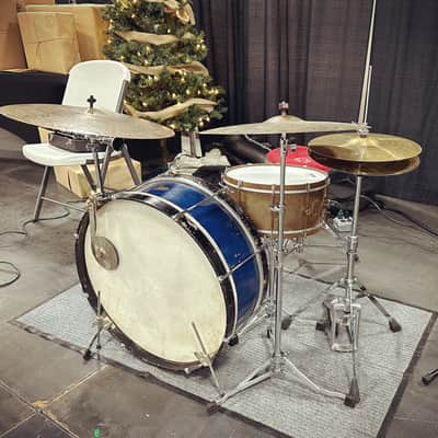 Ludwig 23 inch bass drum 1920’s - Blue wood image 10