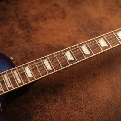 Gibson Les Paul Studio in Blueberry Burst image 4