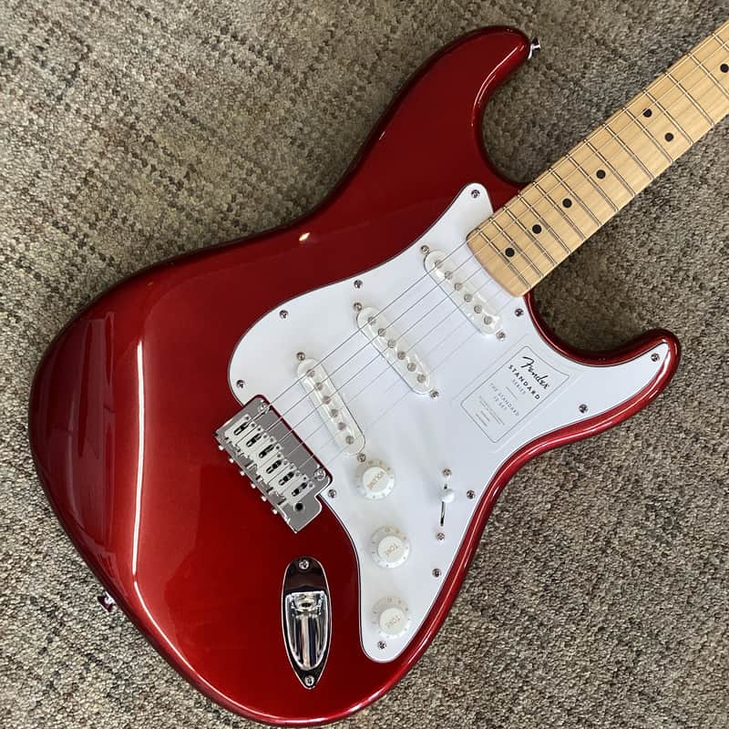 Fender Standard Stratocaster 2025 in Candy Cola
