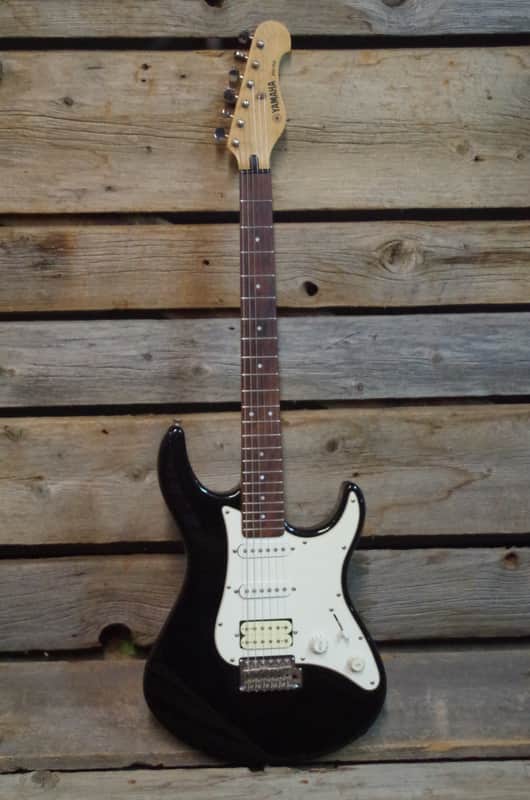 Yamaha EG112 Electric Guitar image 1
