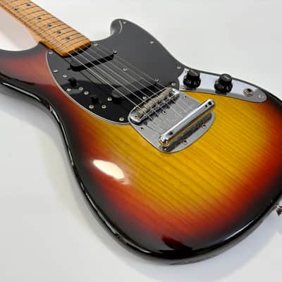 Fender Mustang 1976 Sunburst image 7