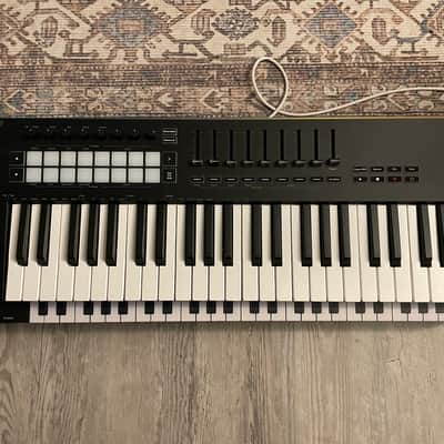 Novation Launchkey 49 MKIII MIDI Keyboard Controller 2020 - Present - Black