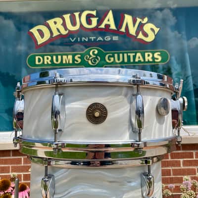1960s Gretsch Progressive Jazz Drum Set Silver (White) Satin Flame 20/12/14 w/ Snare image 16