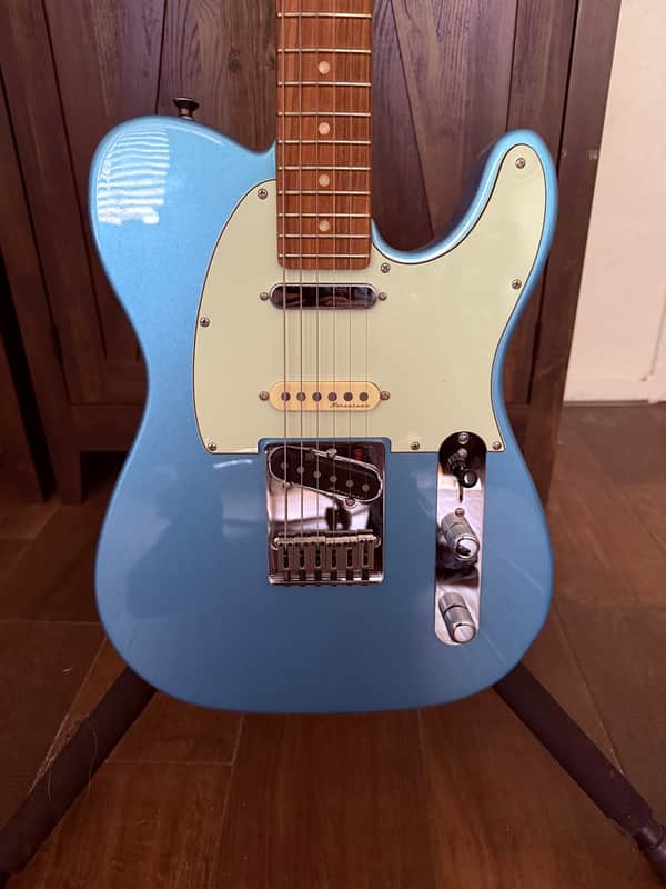 Fender Player Plus Nashville Telecaster with Pau Ferro Fretboard 2021 - Present - Opal Spark WITH HARDSHELL CASE