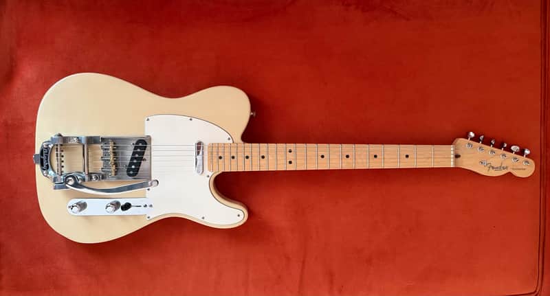Fender Highway One Telecaster with Maple Fretboard 2006 - 2009 - Honey Blonde Transparent