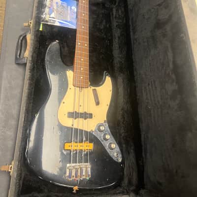 1983 USA / Fullerton Ca. Fender Jazz Bass Guitar With Case image 2