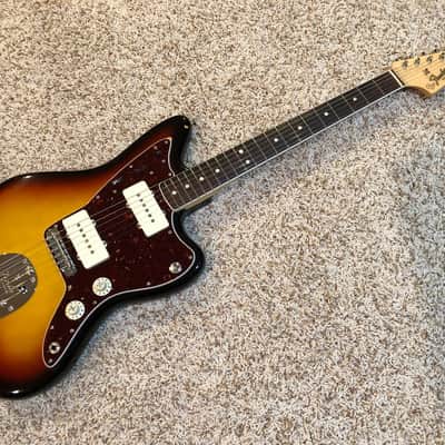 Fender American Vintage '65 Jazzmaster 2013 - 2017 - 3-Color Sunburst image 4