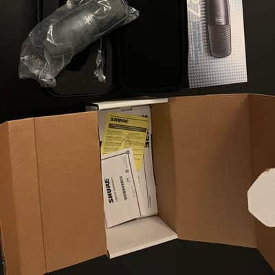 Shure BETA 27 Supercardioid Condenser Microphone 2010 - Present - Black image 2