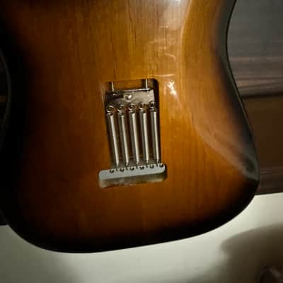 Fender Eric Johnson Signature Stratocaster 2020 - Present - 2-Color Sunburst image 4