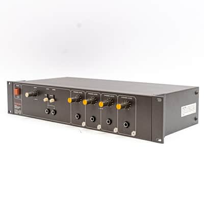 Tascam MH-40 4-Channel Headphone Amplifier Rack Studio Headphone Distribution image 3
