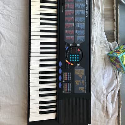 Yamaha PSR-180 Late 1980s image 2