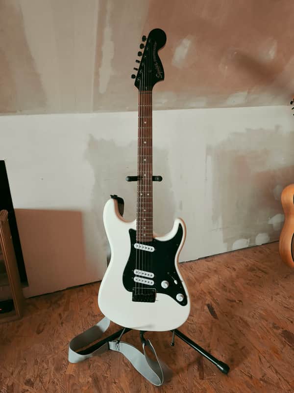 Squier Contemporary Stratocaster Special HT image 1
