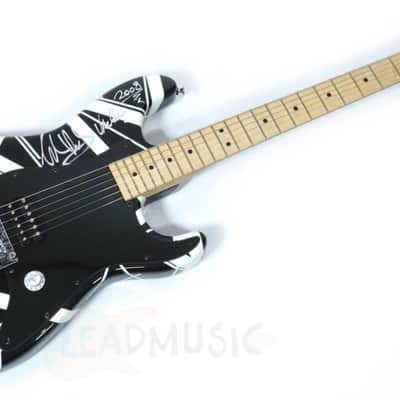 EVH CHARVEL EVH Art Serie Van Halen Played and Signed 2008 - Stage Used image 5