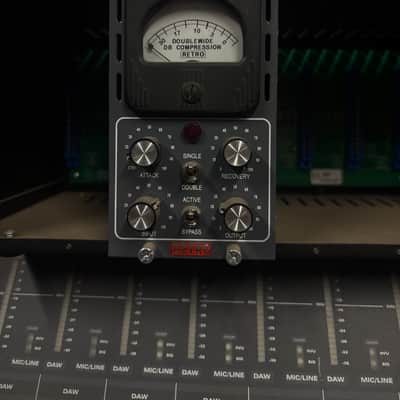 Retro Instruments Doublewide 500 Series Tube Compressor Module 2011 - 2018 - Gray Bild 2