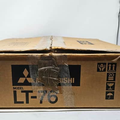 Vintage 1980s Mitsubishi LT-76 Fully Automatic Linear Tracking Turntable - NEW Open Box image 11