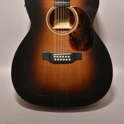 2006 Martin J12-16GT Jumbo 12-String Electro-Acoustic Sunburst w/Gig Bag image 2