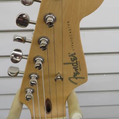 Fender American Professional Stratocaster 2001 - Scalloped Neck with Tweed Case image 3