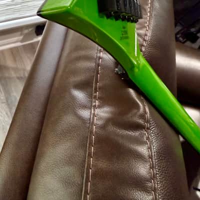 Jackson X Series KVXMG King V with Laurel Fretboard 2020 - Present - Slime Green with Black Bevels image 12