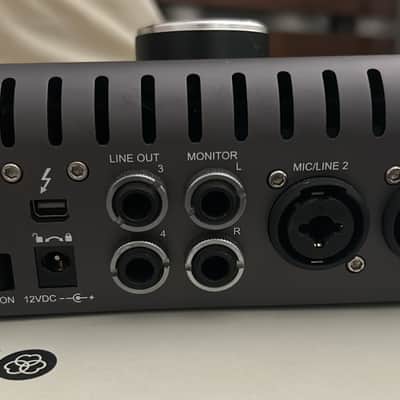 Universal Audio Apolo twin quad 2020 image 2