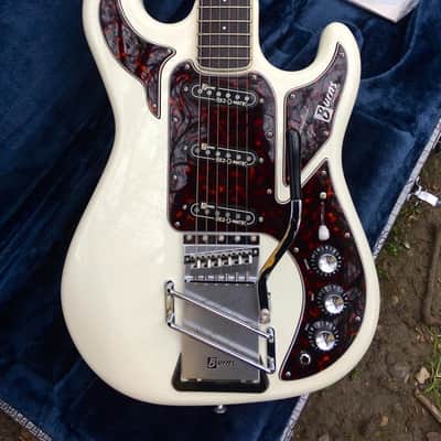 Burns 64 Hank Marvin Ltd Edition 'FACTORY FRESH CONDITION' 2004 - White image 3