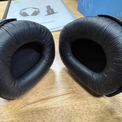 Sennheiser RS 195 Wireless Headphone System 2010s - Black image 4