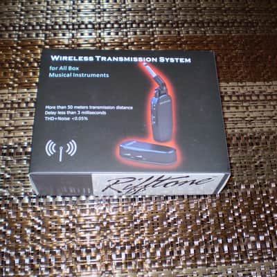 Rifftone M35 Wireless System 5.8 GHz Unique Turn "any" Acoustic into Wireless! Just arrived ! image 5