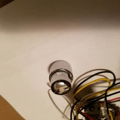 Guitar Fuel TONE MONSTER SBK-2D Bass Preamp image 3
