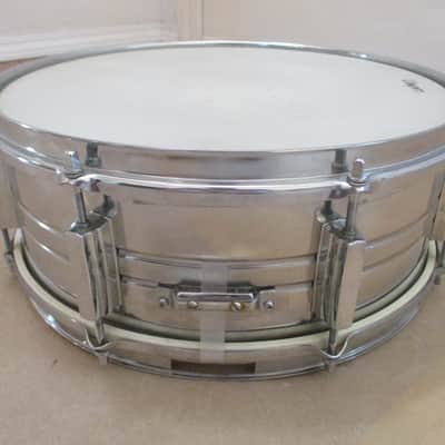 Tempro Vintage 14 X 5 Snare Drum, 8 Lugs, Brilliant Chrome, Muffler, Made In Japan, All Original! image 3