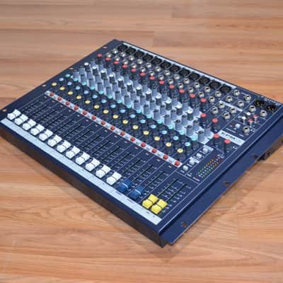 Soundcraft EPM12 12-Channel Mixer image 5