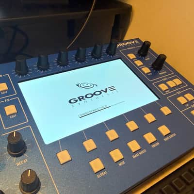 Groove Synthesis 3rd Wave 8M 8-Voice Desktop Synthesizer 2025 - Present - Blue image 2