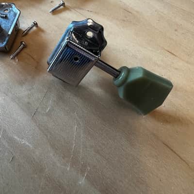 Tuning heads - vintage green gibson style 2025 - green & silver image 2