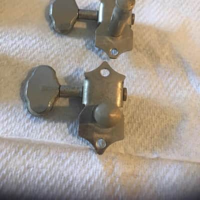 Grover Sta-tite Guitar Tuners Lot, 6 Bass Side, Nickel, 5 Bushings, Circa 1940s image 6